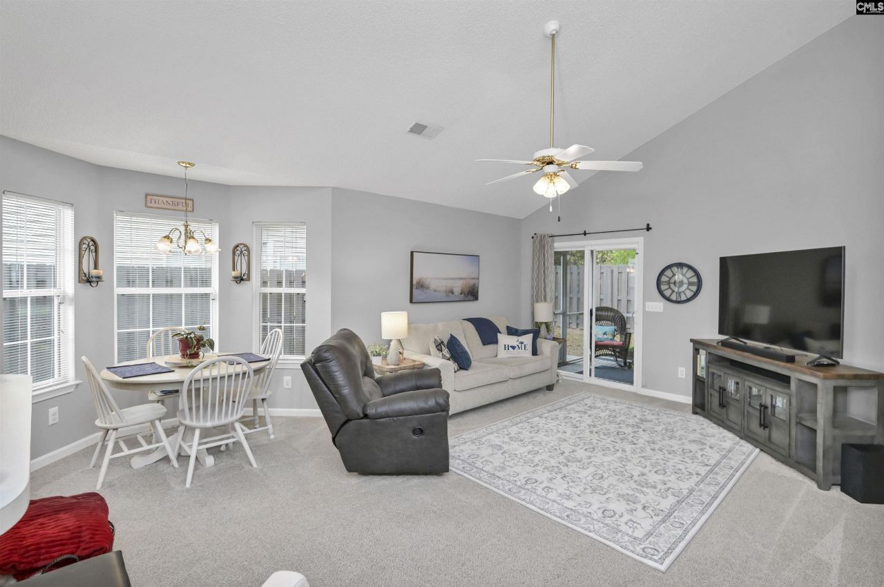 500 Garden Arbor Lane Photo 7