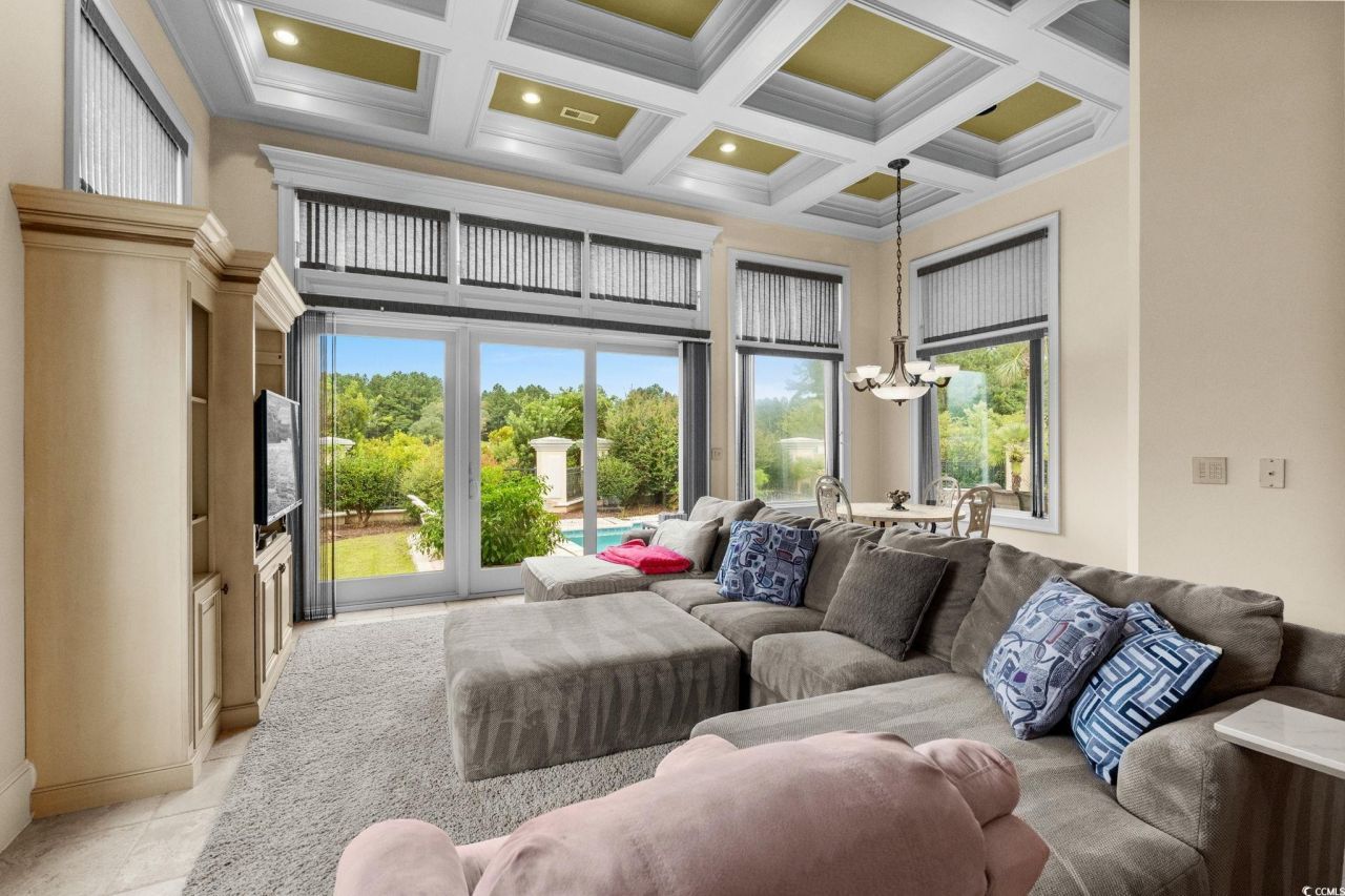 8747 Monaco Circle Photo 10