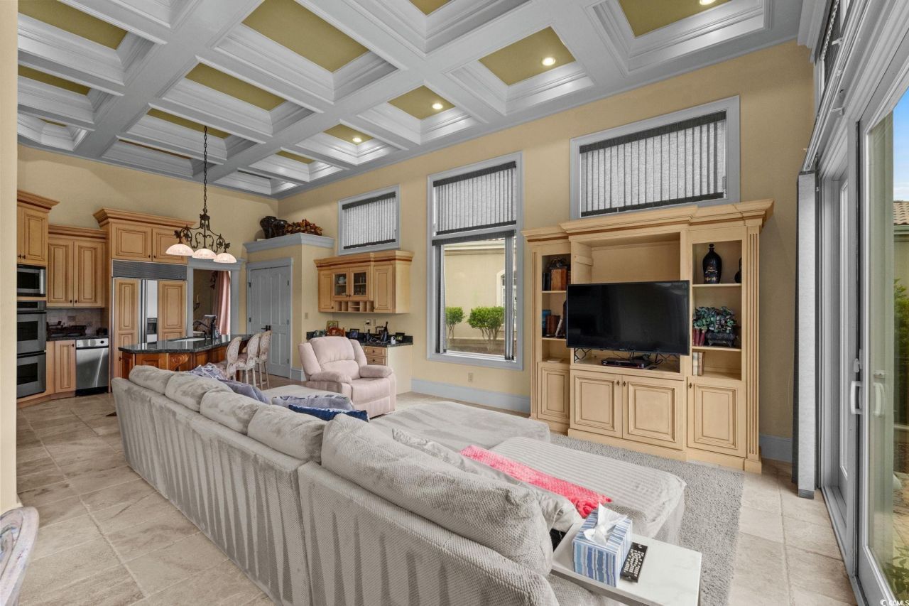 8747 Monaco Circle Photo 11