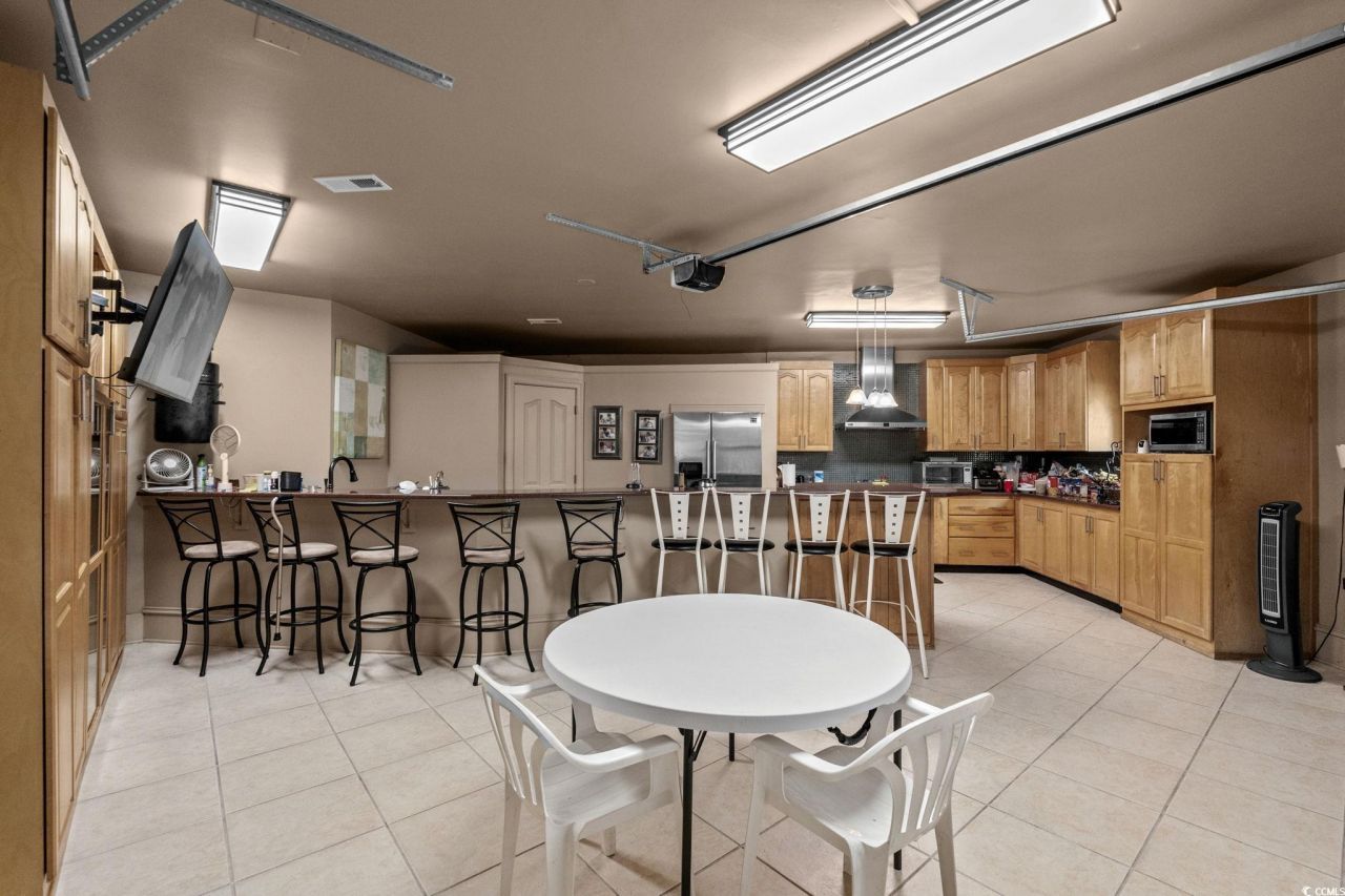 8747 Monaco Circle Photo 27