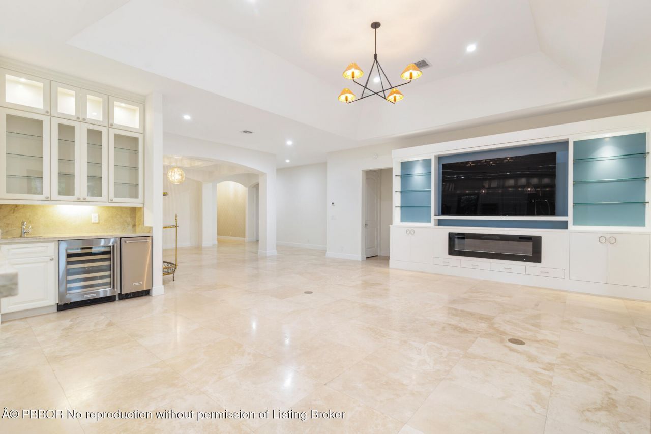 216 Summa Street, West Palm Beach, FL 33405 Photo