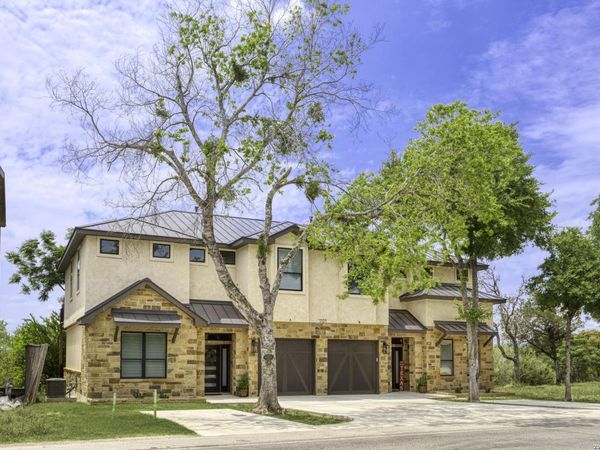 1121 Gruene, Unit B, New Braunfels, TX 78130