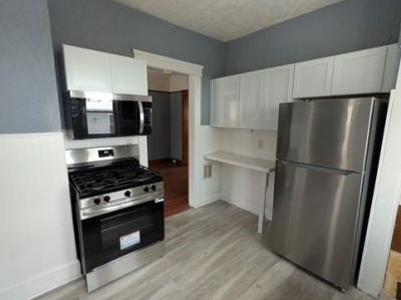 2125 W 81st Street, Cleveland, OH 44102 Photo 3