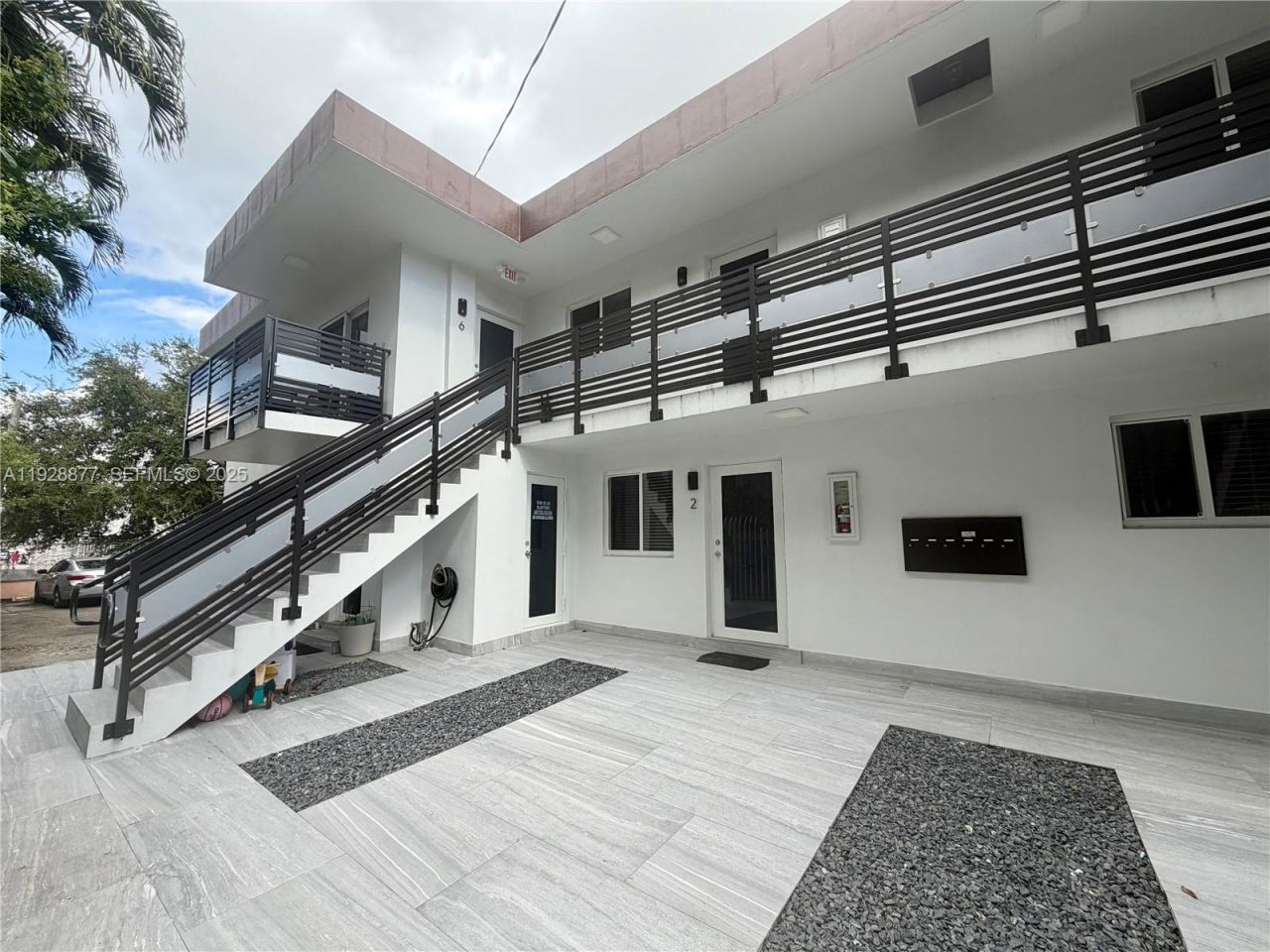 1629 SW 3rd St, Unit 2, Miami, FL 33135 Photo