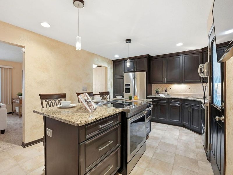 2840 Manola Drive, Columbus, OH 43209 Photo 8