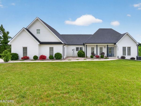4068 Charlton, Cookeville, TN 38501