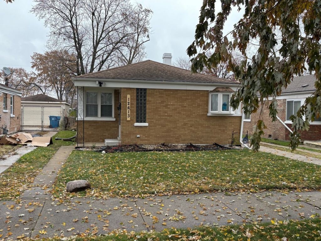 12613 S Bishop Street, Calumet Park, IL 60827 Main Photo