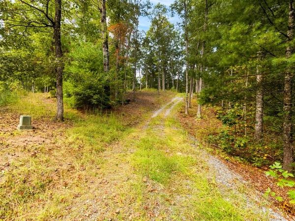 000 Nature Valley Trail, Murphy, NC 28906