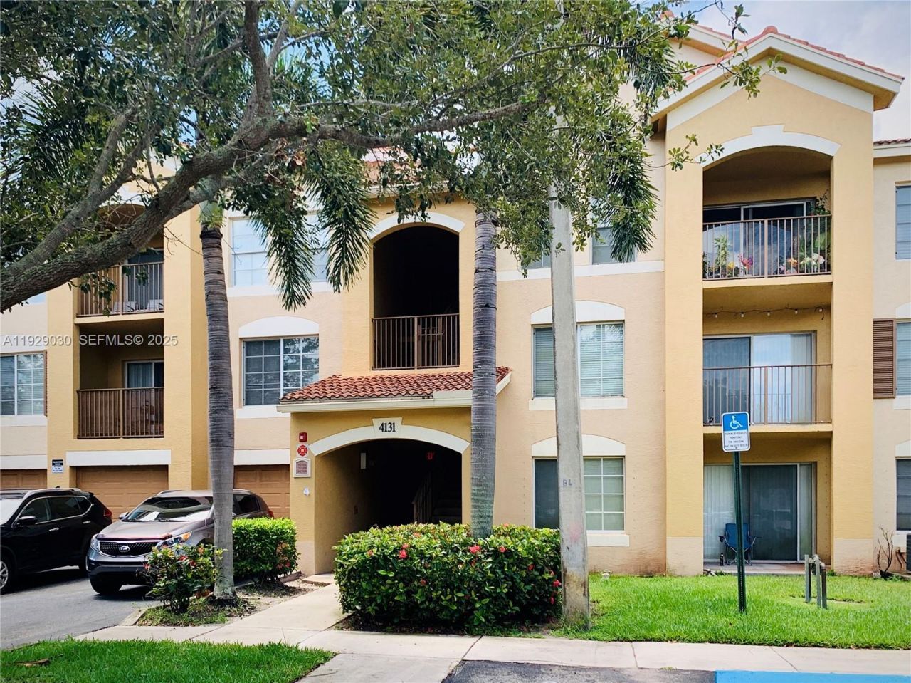 4131 San Marino Blvd, Unit 206, West Palm Beach, FL 33409 Photo