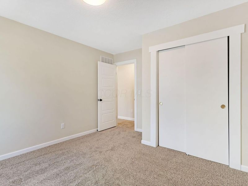 2295 Velma, Columbus, OH 43211 Photo 40
