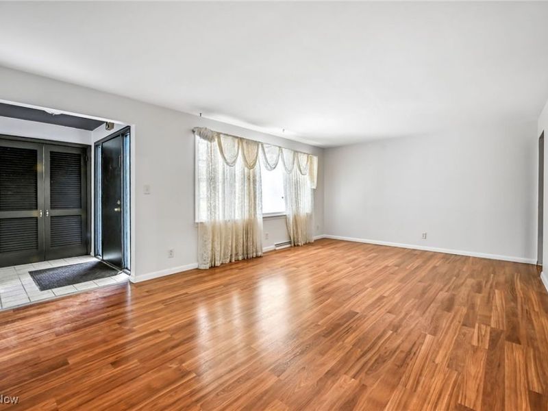 675 Blueberry Hill Drive, Canfield, OH 44406 Photo 10