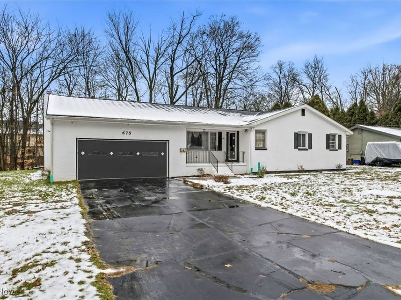 675 Blueberry Hill Drive, Canfield, OH 44406 Photo 2