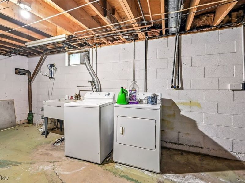 675 Blueberry Hill Drive, Canfield, OH 44406 Photo 40