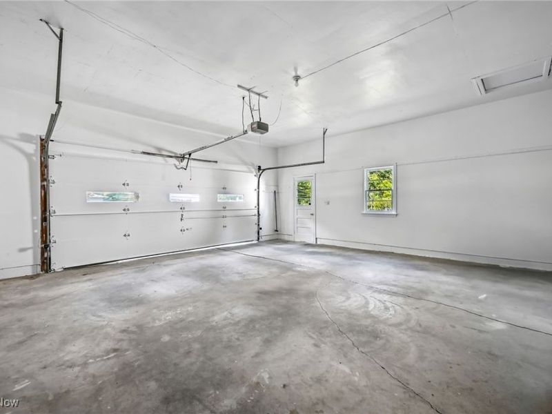 675 Blueberry Hill Drive, Canfield, OH 44406 Photo 41