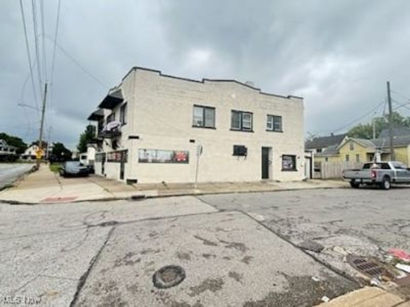 6802 Harvard Avenue, Cleveland, OH 44105 Photo 26