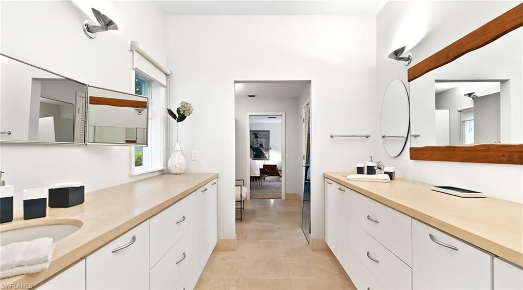 586 Yucca Rd, Naples, FL 34102 Photo