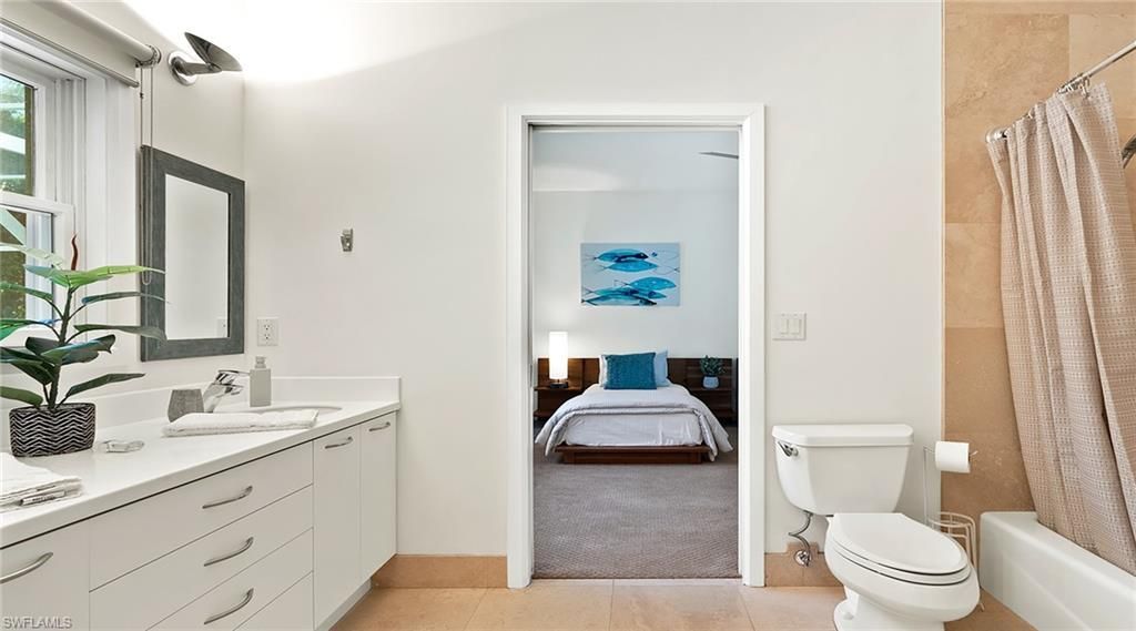 586 Yucca Rd, Naples, FL 34102 Photo