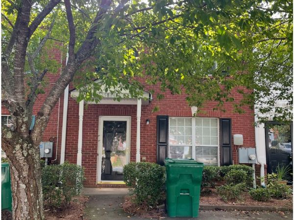 5869 Strathmoor Manor Circle, Lithonia, GA 30058