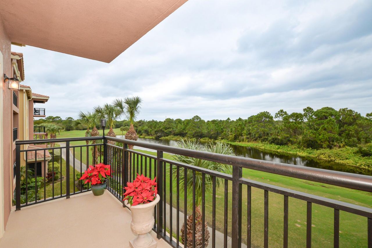 4190 Gator Greens Way, Unit 35, Fort Pierce, FL 34982 Photo