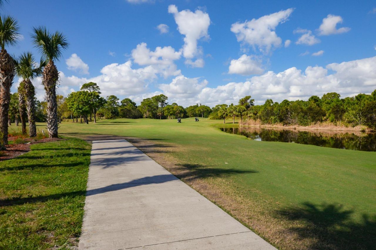 4190 Gator Greens Way, Unit 35, Fort Pierce, FL 34982 Photo