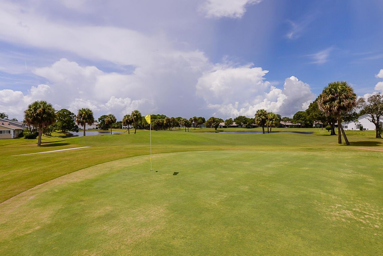 4190 Gator Greens Way, Unit 35, Fort Pierce, FL 34982 Photo