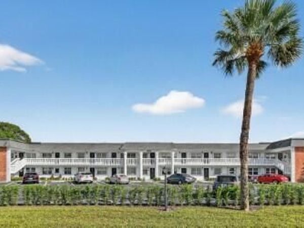 10000 Meridian Way N, Unit 15, Palm Beach Gardens, FL 33410