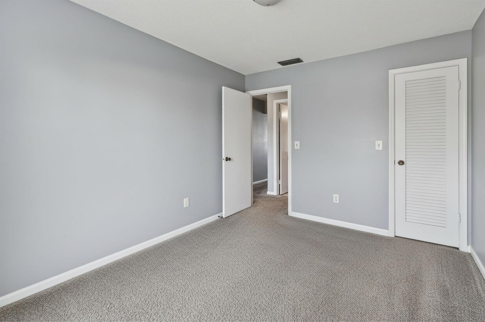 10000 Meridian Way N, Unit 15, Palm Beach Gardens, FL 33410 Photo