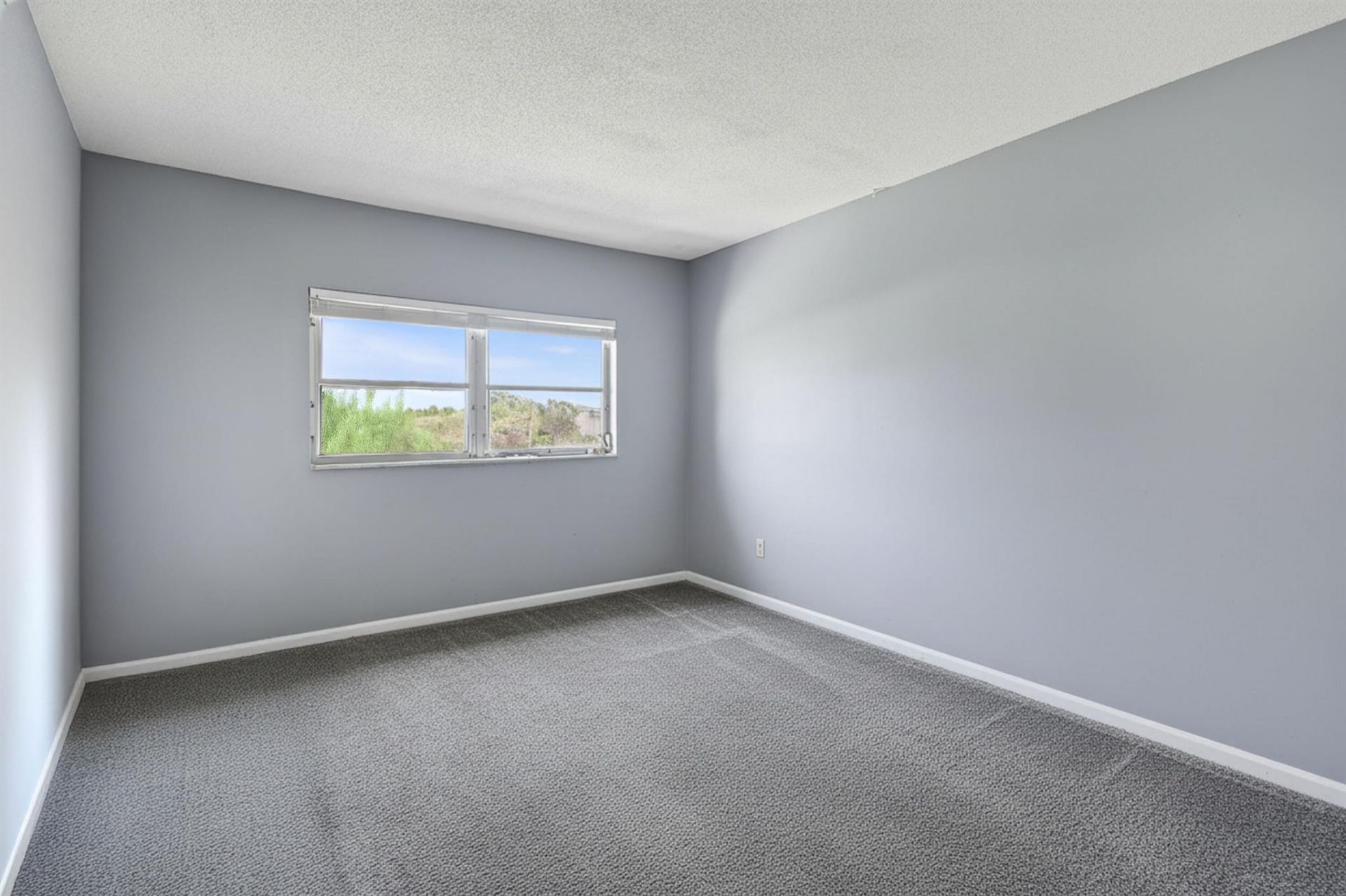 10000 Meridian Way N, Unit 15, Palm Beach Gardens, FL 33410 Photo