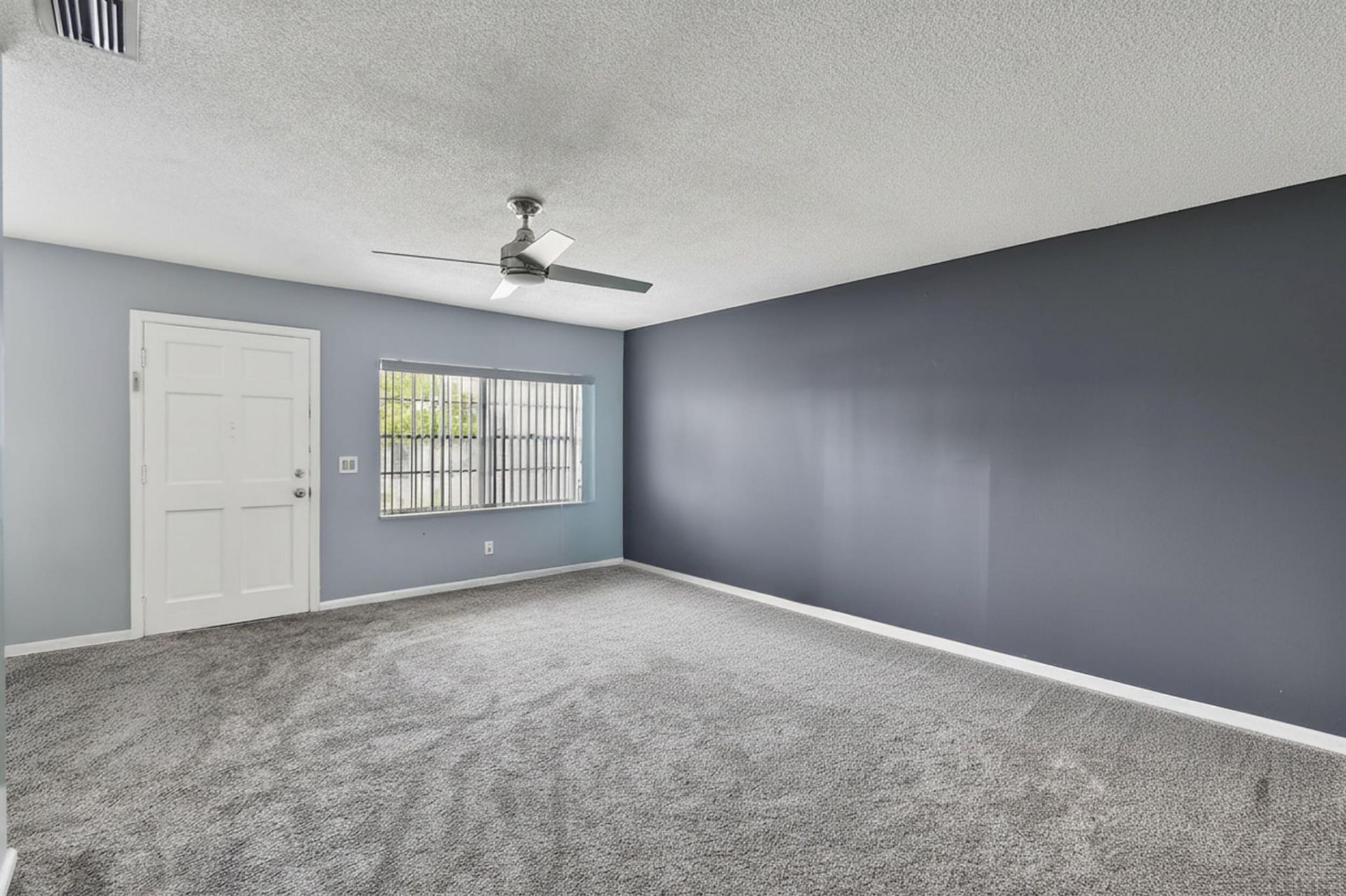 10000 Meridian Way N, Unit 15, Palm Beach Gardens, FL 33410 Photo