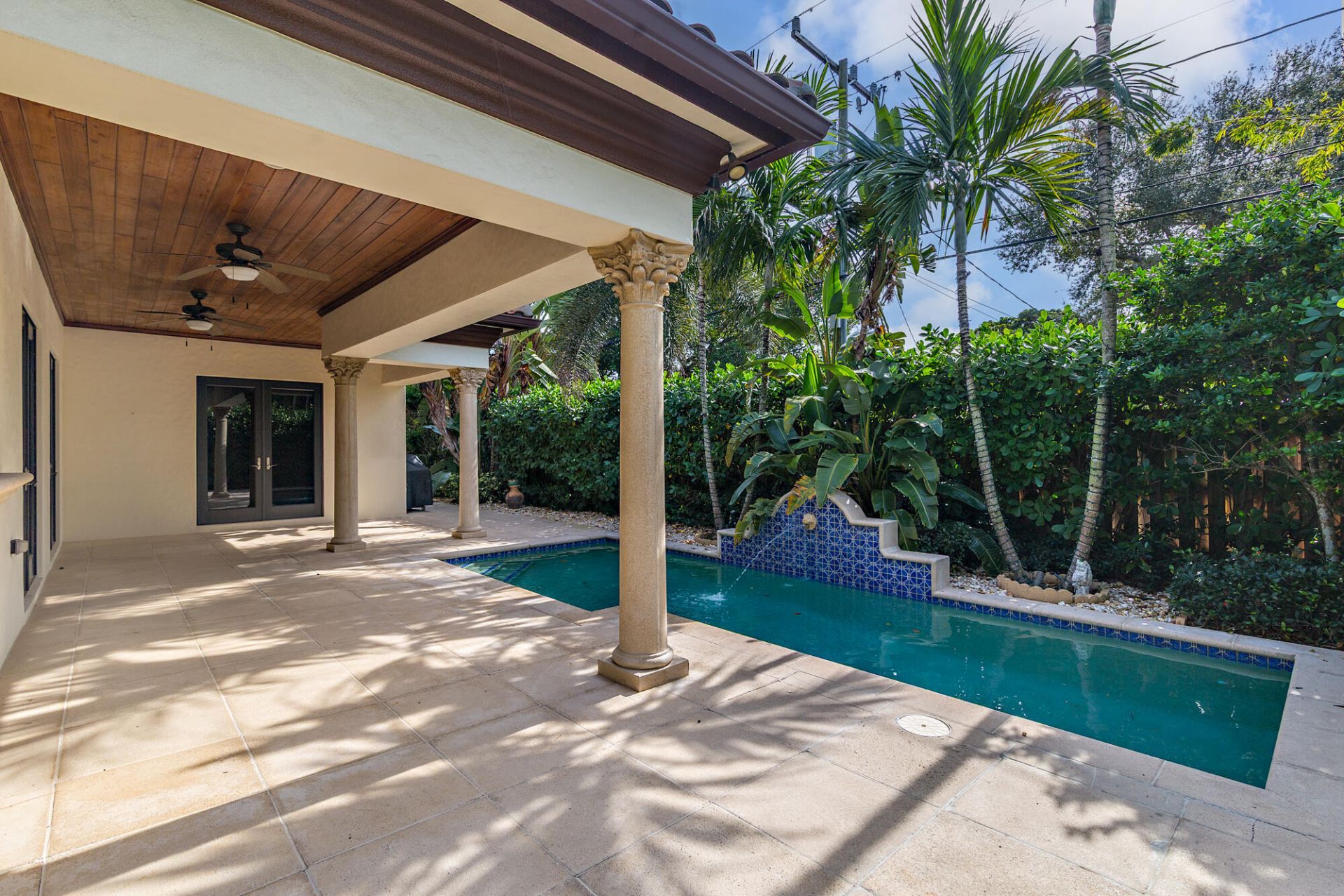 216 Summa Street, West Palm Beach, FL 33405 Photo