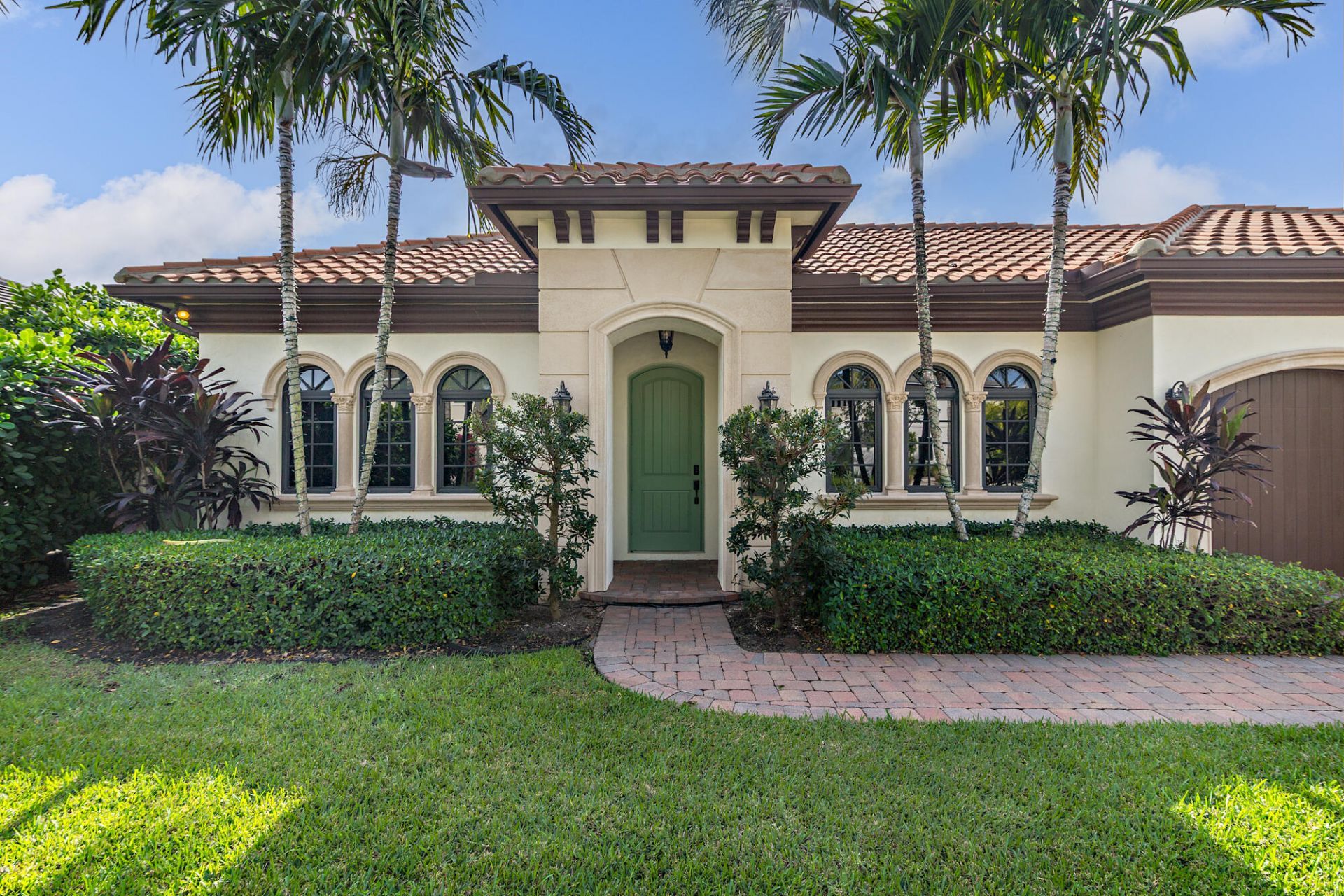 216 Summa Street, West Palm Beach, FL 33405 Photo