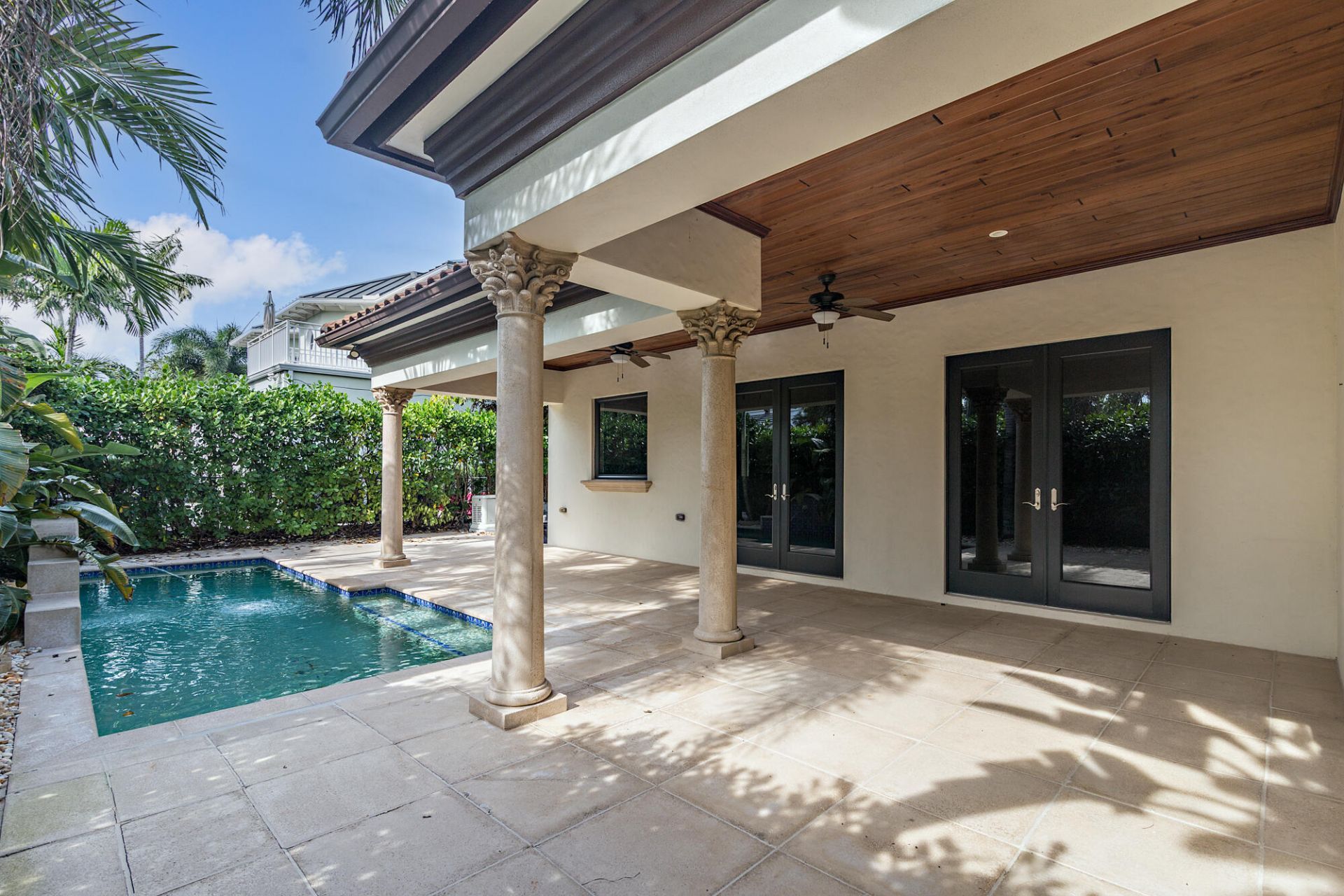 216 Summa Street, West Palm Beach, FL 33405 Photo