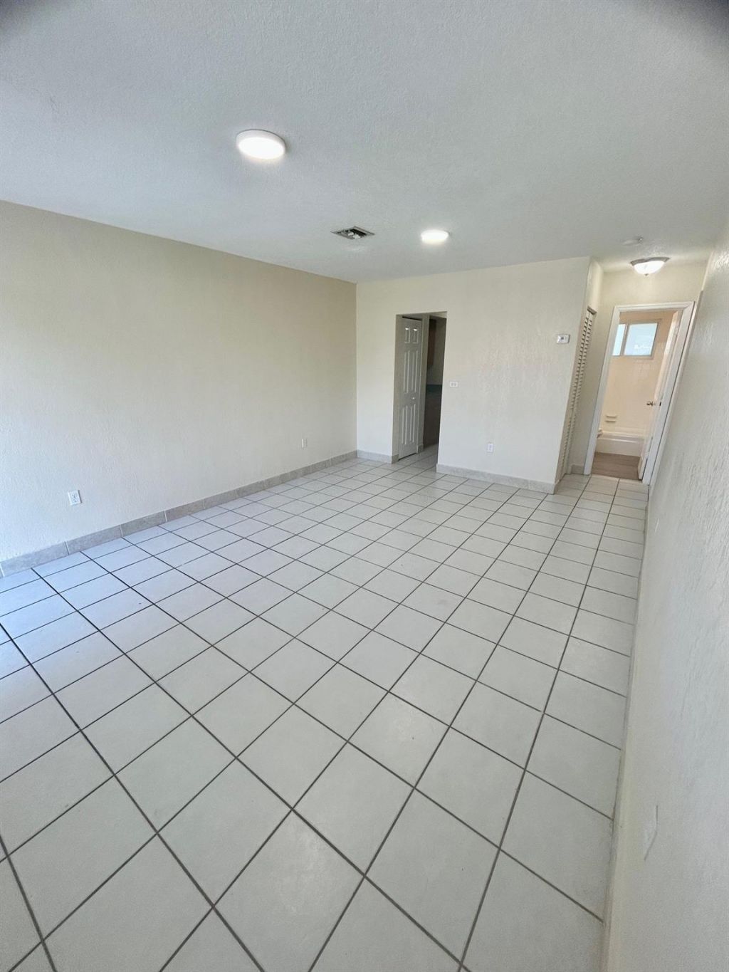 7421 Venetian Street, Unit 5, Miramar, FL 33023 Photo
