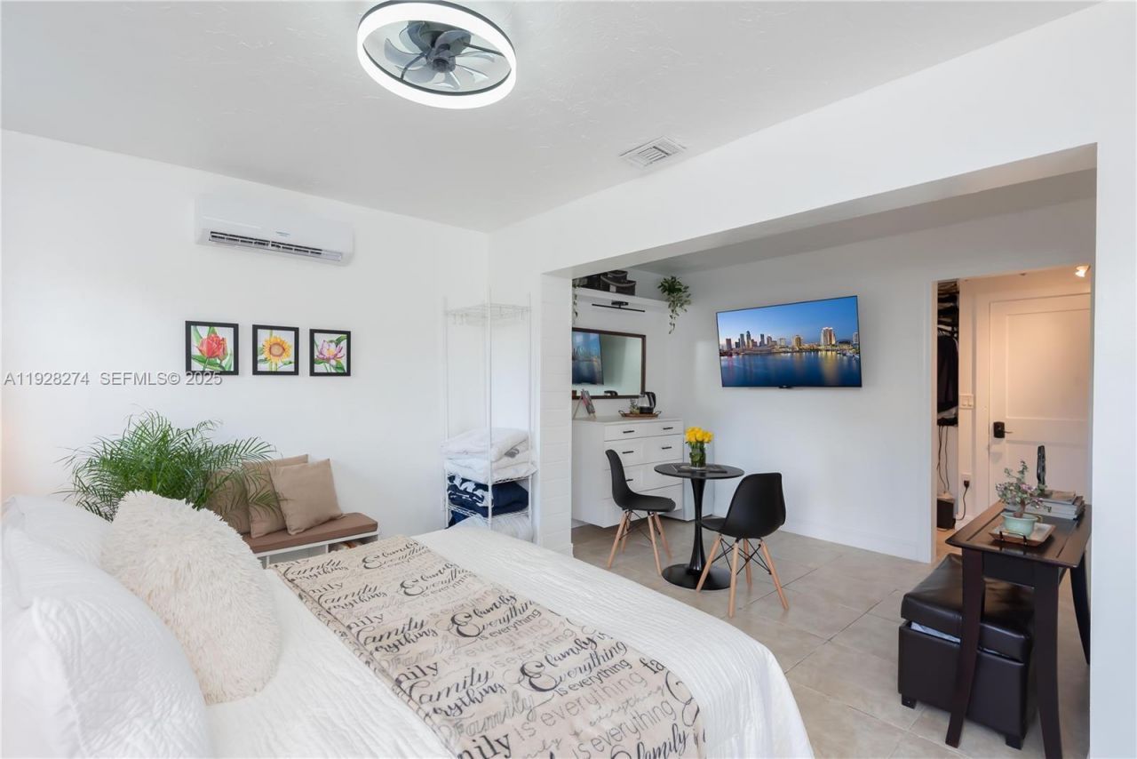 10511 SW 122nd Ct, Miami, FL 33186 Photo