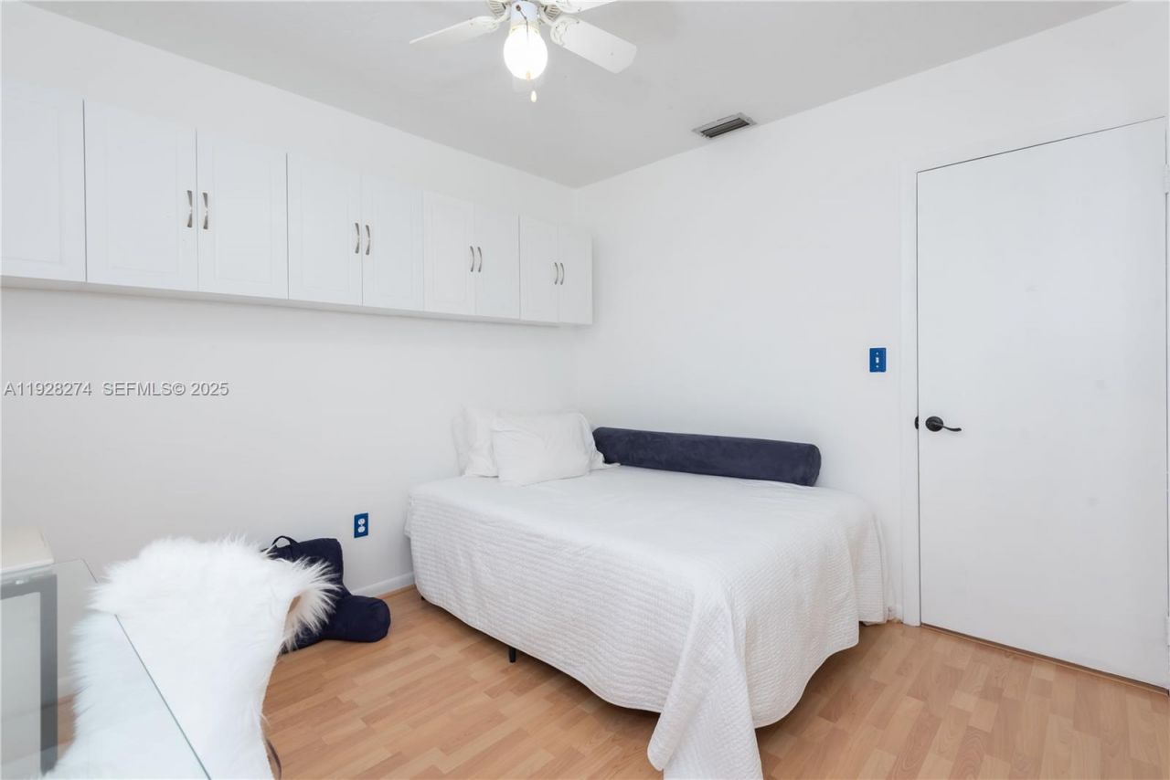 10511 SW 122nd Ct, Miami, FL 33186 Photo