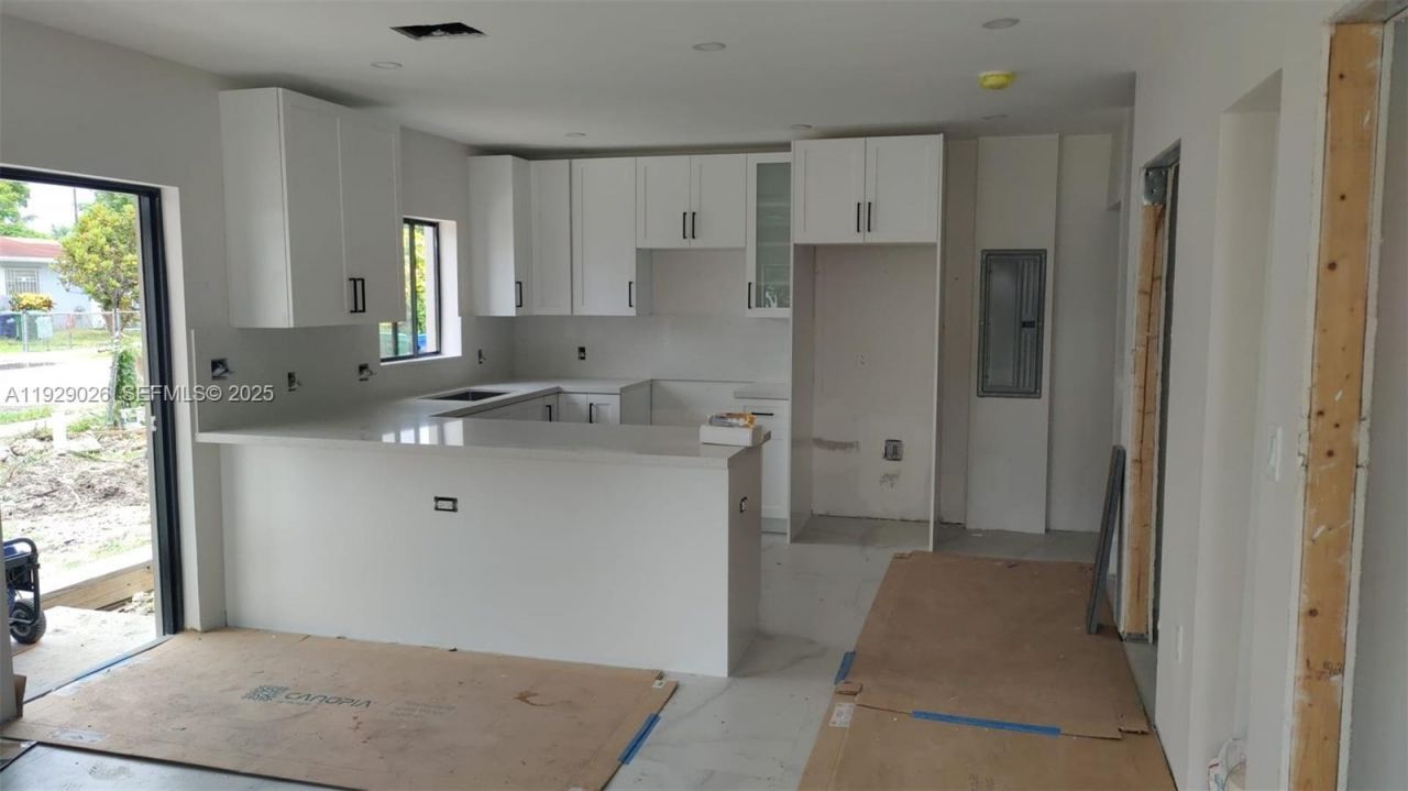 1901 NW 51st Ter, Miami, FL 33142 Photo