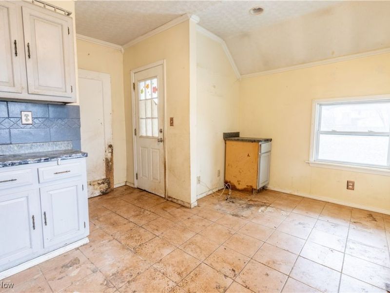 222 Central Parkway Avenue SE, Warren, OH 44483 Photo 11