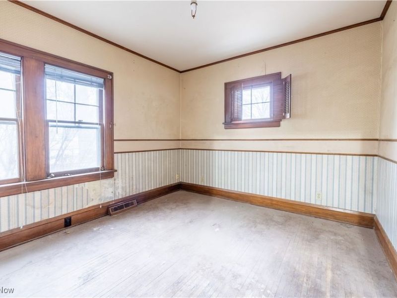 222 Central Parkway Avenue SE, Warren, OH 44483 Photo 12