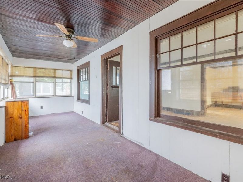 222 Central Parkway Avenue SE, Warren, OH 44483 Photo 3