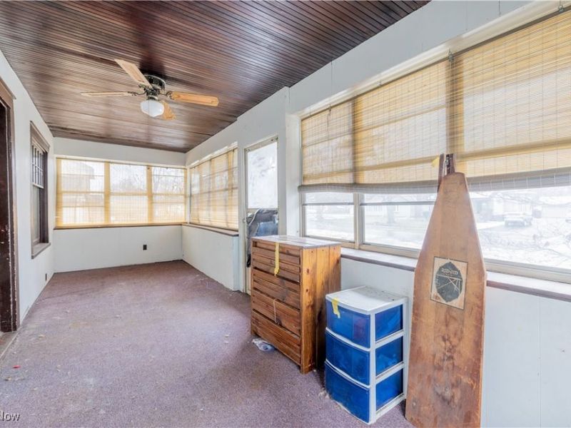 222 Central Parkway Avenue SE, Warren, OH 44483 Photo 4