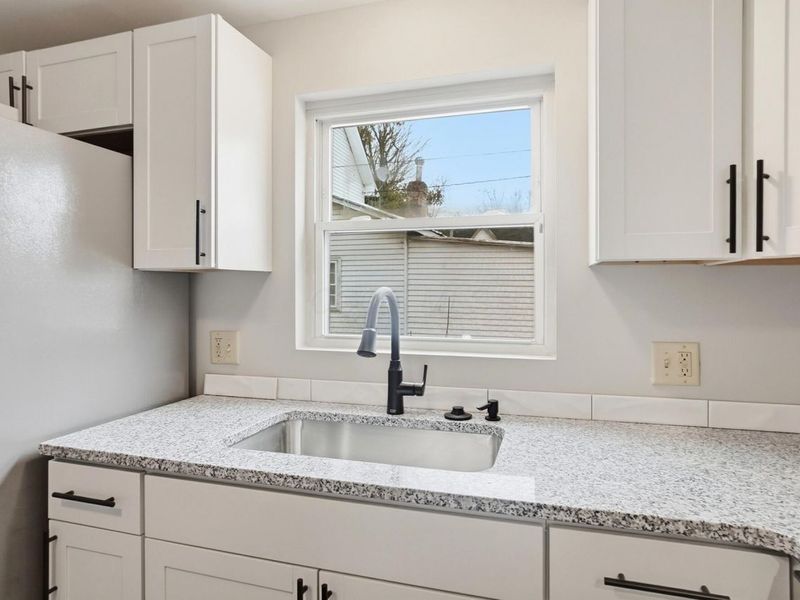 200 Washington Avenue, London, OH 43140 Photo 24