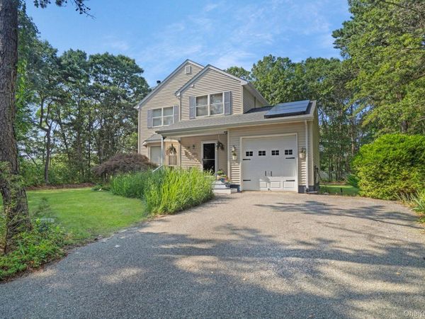 20 Deborah Drive, Westhampton Beach, NY 11978