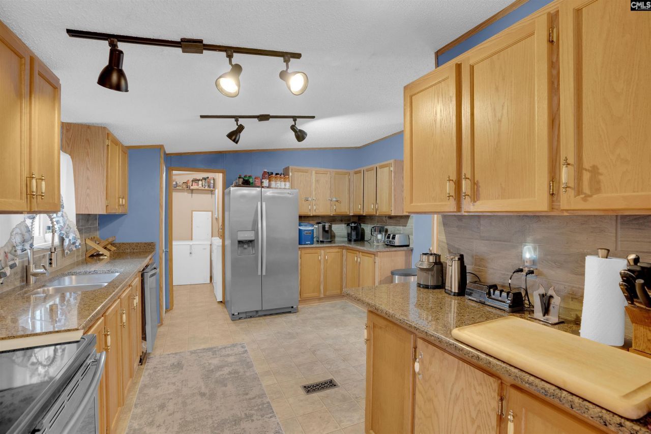 577 Twin Ponds Road Photo 23