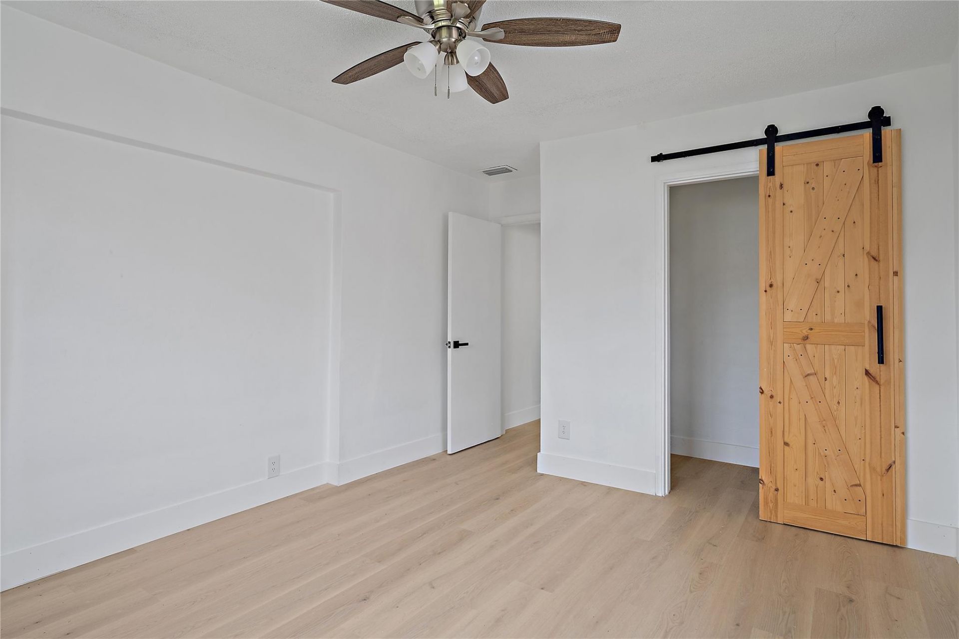 4510 NW 49th Drive, Tamarac, FL 33319 Photo