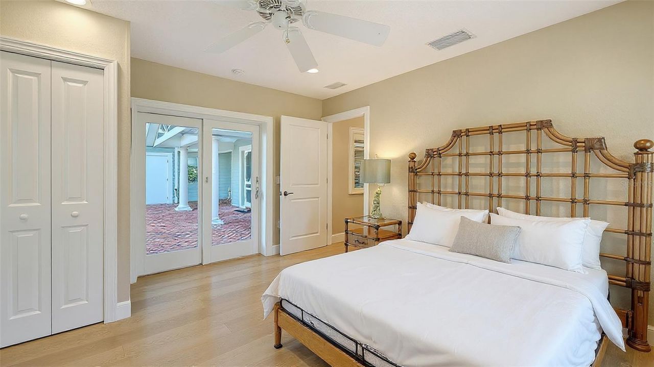 878 Freeling Drive, Sarasota, FL 34242 Photo