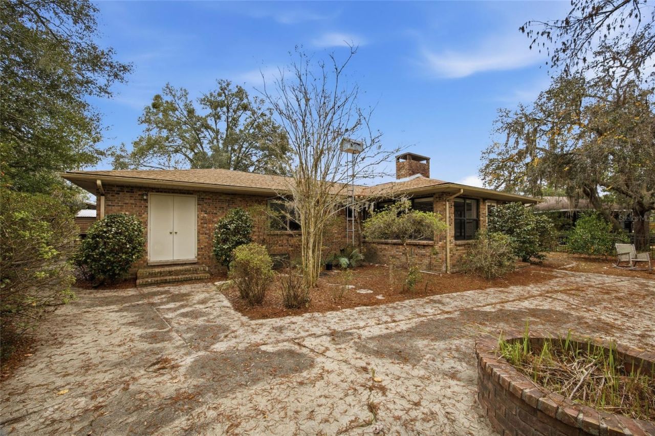 3899 E Riverside Drive, Dunnellon, FL 34434 Photo