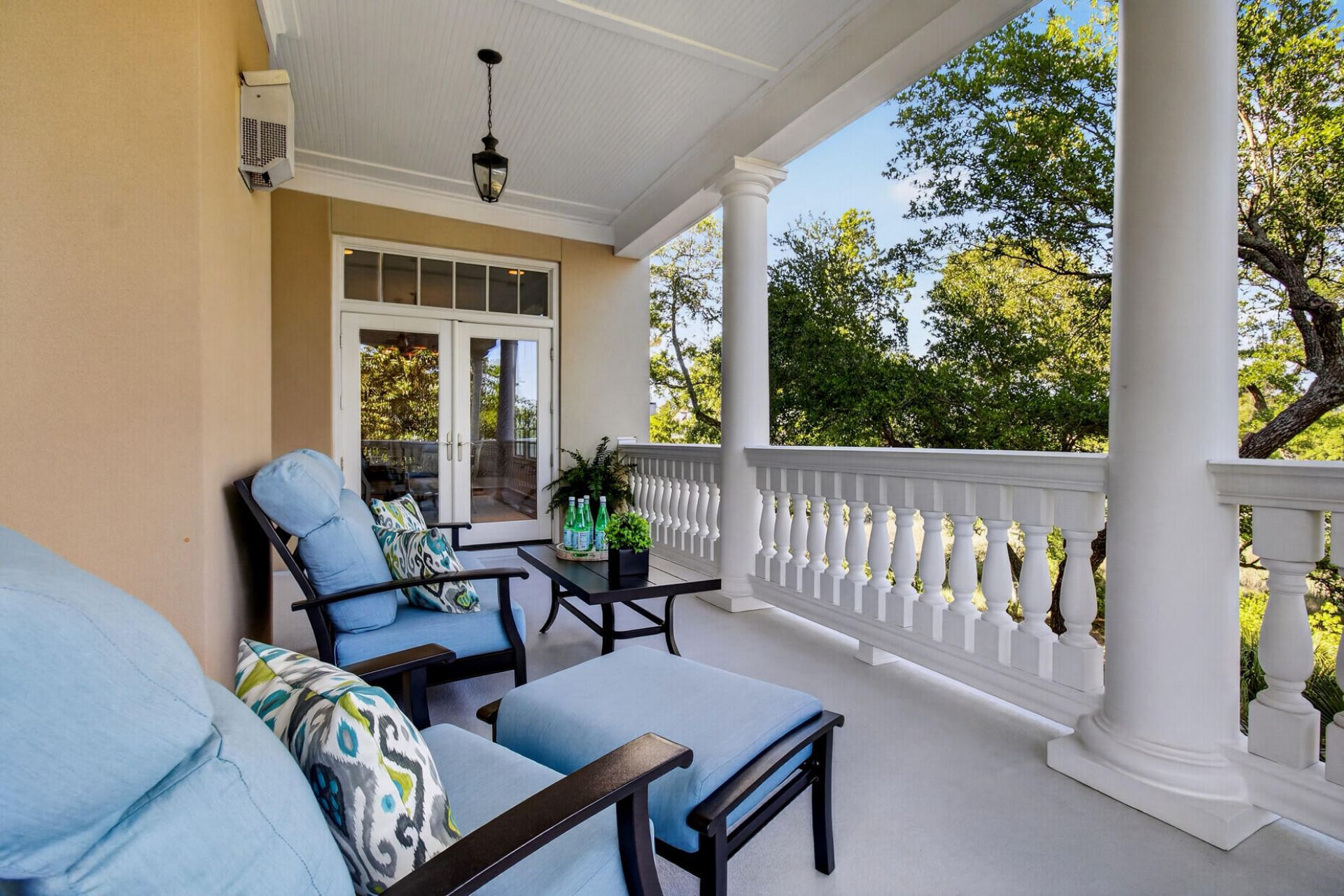 136 Fairbanks Oak Alley Photo 22
