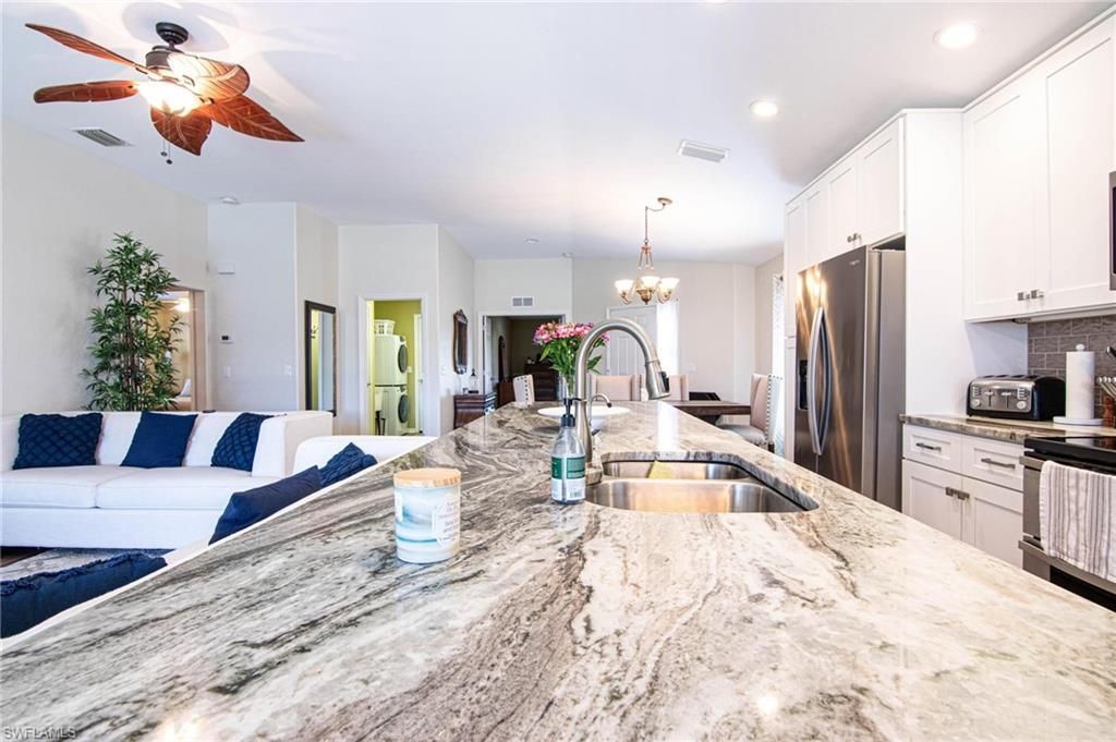 2520 Belleville Ct, Cape Coral, FL 33991 Photo