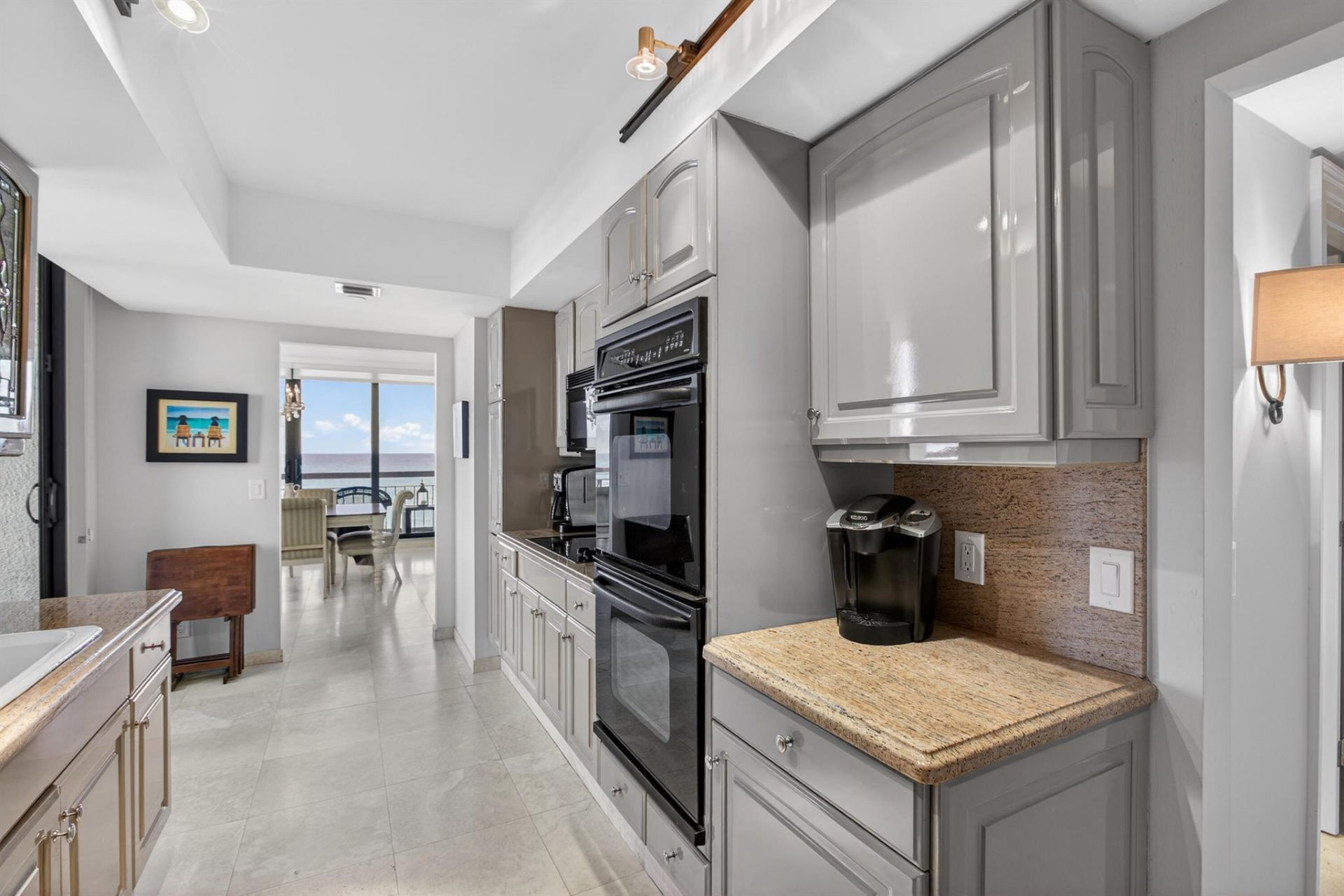 4050 N Ocean Drive, Unit 301, Riviera Beach, FL 33404 Photo