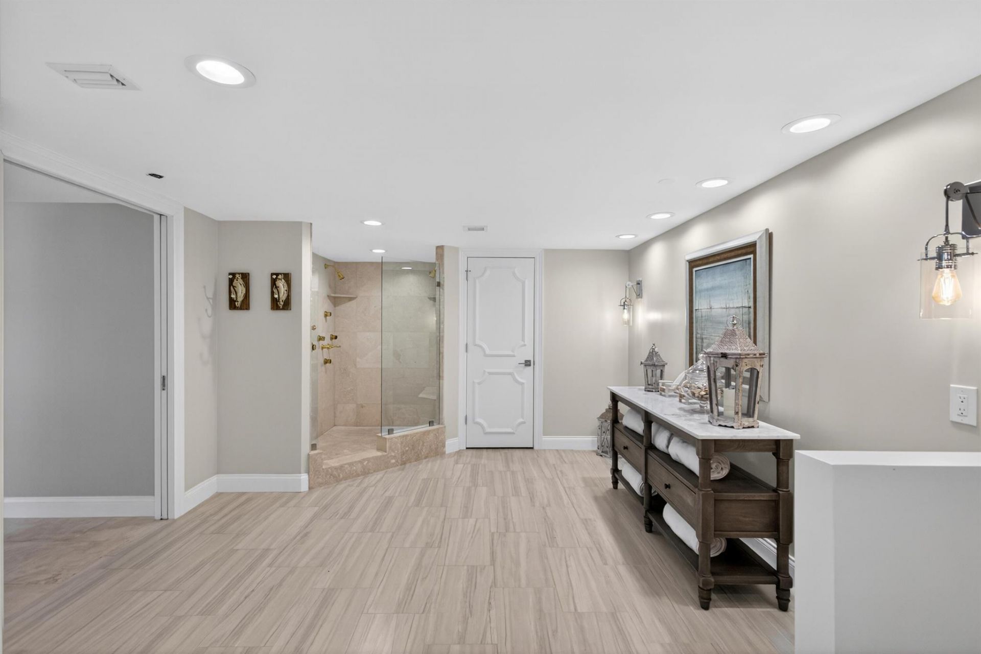 4050 N Ocean Drive, Unit 301, Riviera Beach, FL 33404 Photo